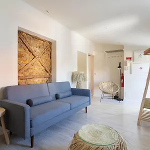 Santa Marinha Appartamento